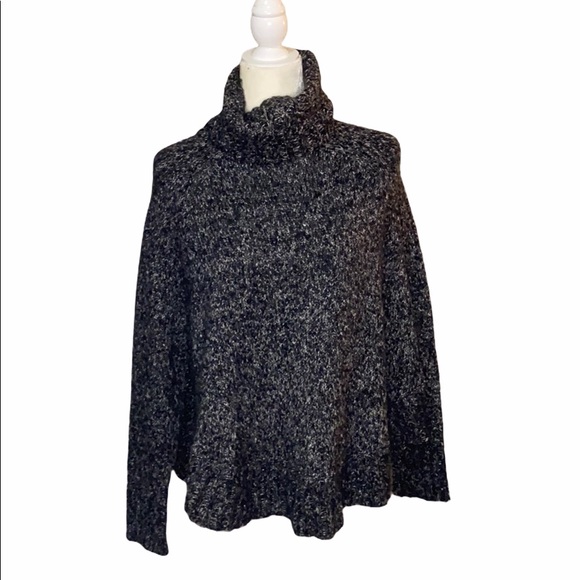 MICHAEL Michael Kors Black Turtleneck Sweater - Picture 1 of 10
